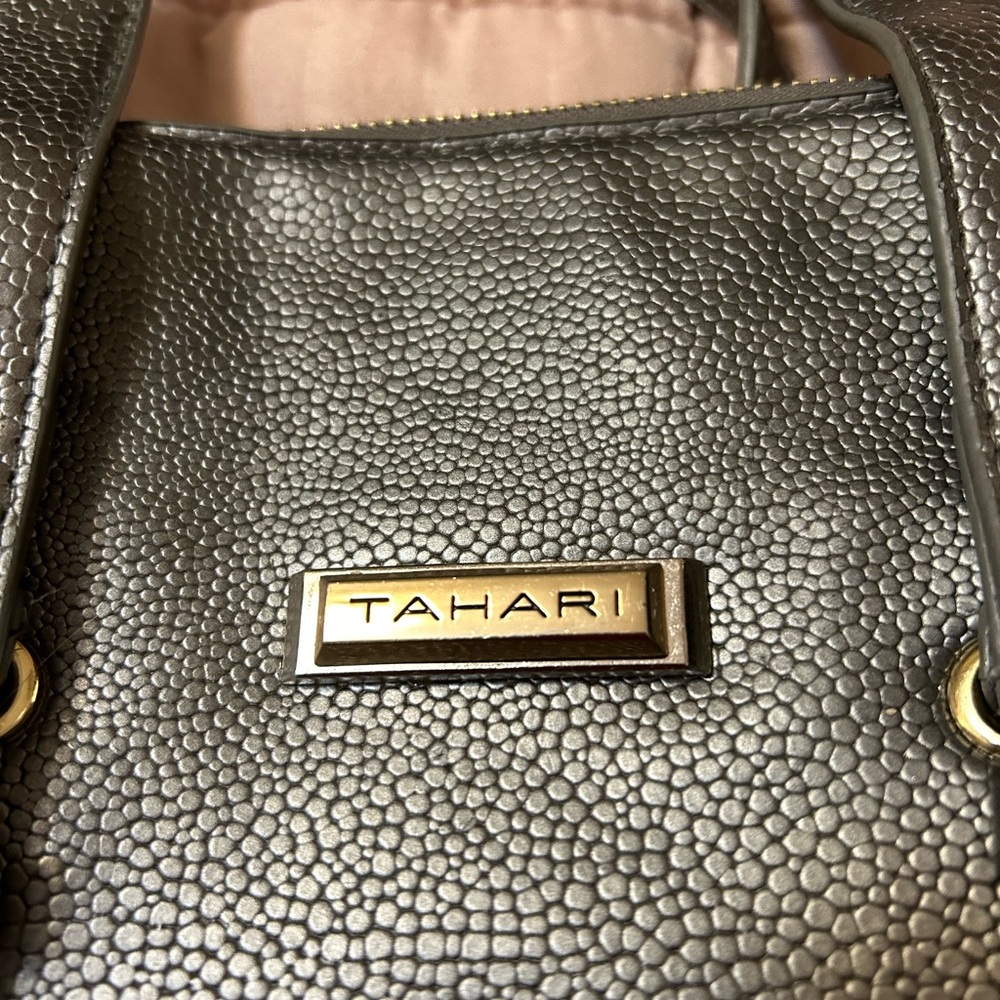 Tahari metallic Peeble textured handbag - Picture 4 of 4